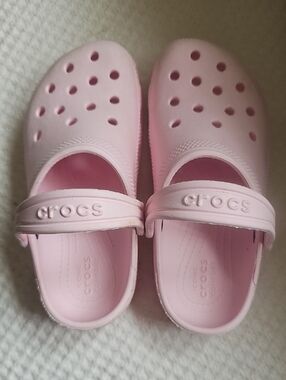 CROCS Kids' Classic Clog in Light Pink